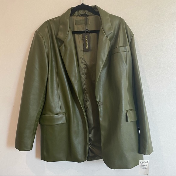 BLANK NYC | Dark Green Oversized One Button Faux Leather Blazer - Picture 6 of 8